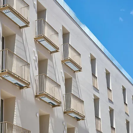Marina By Urh Hotel 4*