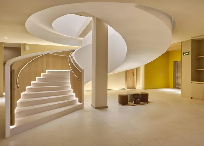 Hotel Marina By Urh 4*